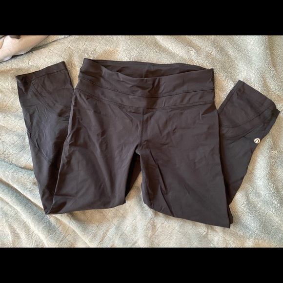 Lululemon Run Inspire Crops - Picture 1 of 2